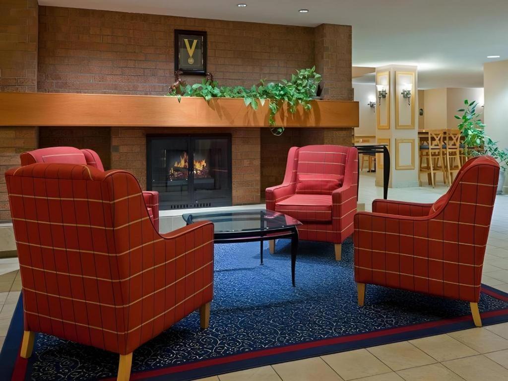 Holiday Inn Express Toronto East - Scarborough By Ihg Esterno foto